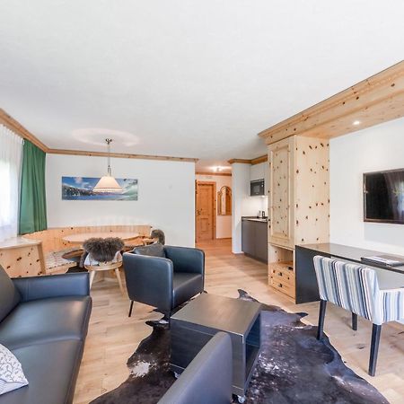 Boutique Hotel Cervus Sankt Moritz Esterno foto