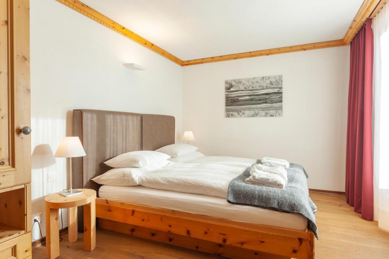 Boutique Hotel Cervus Sankt Moritz Esterno foto