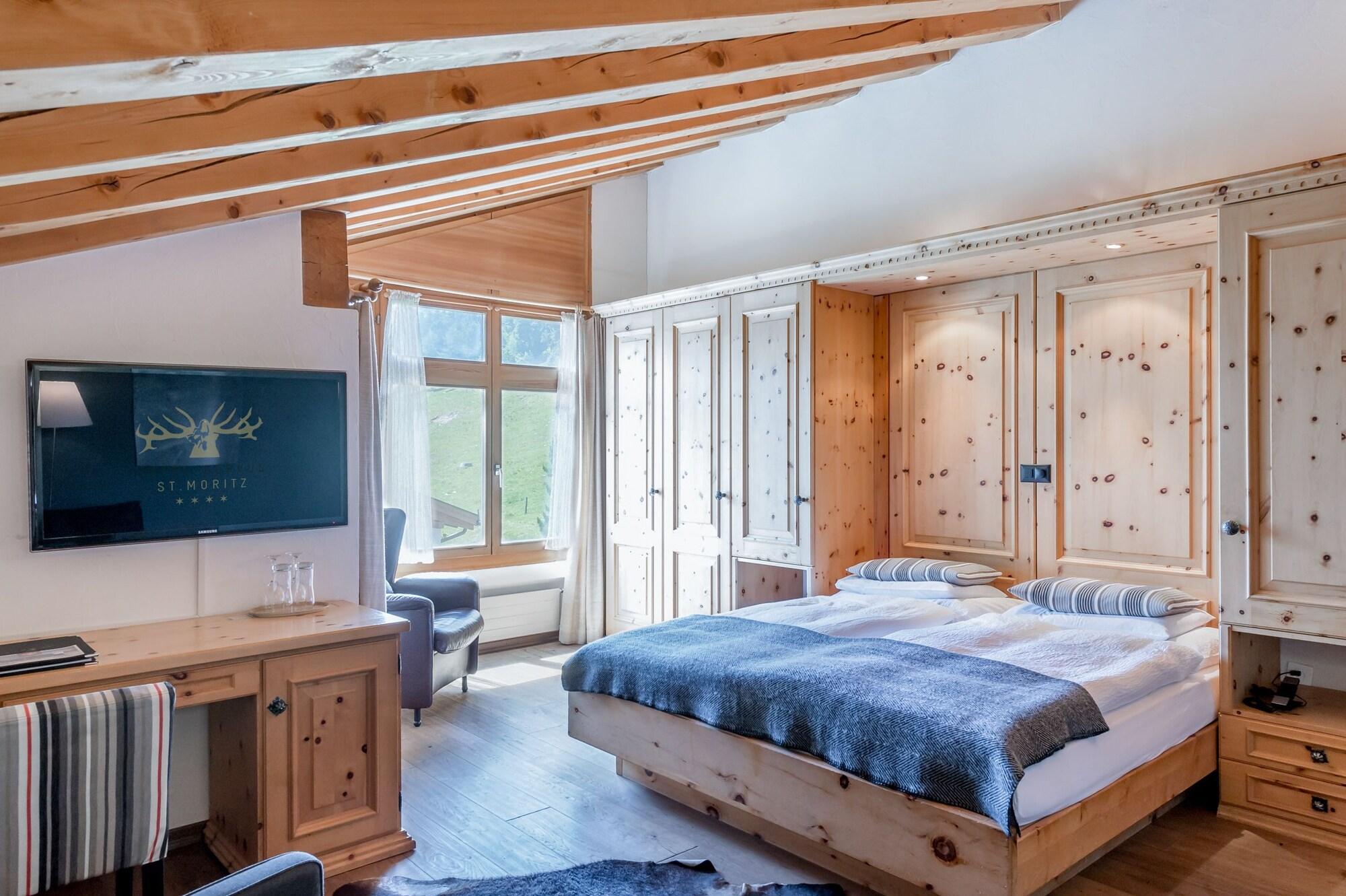 Boutique Hotel Cervus Sankt Moritz Esterno foto